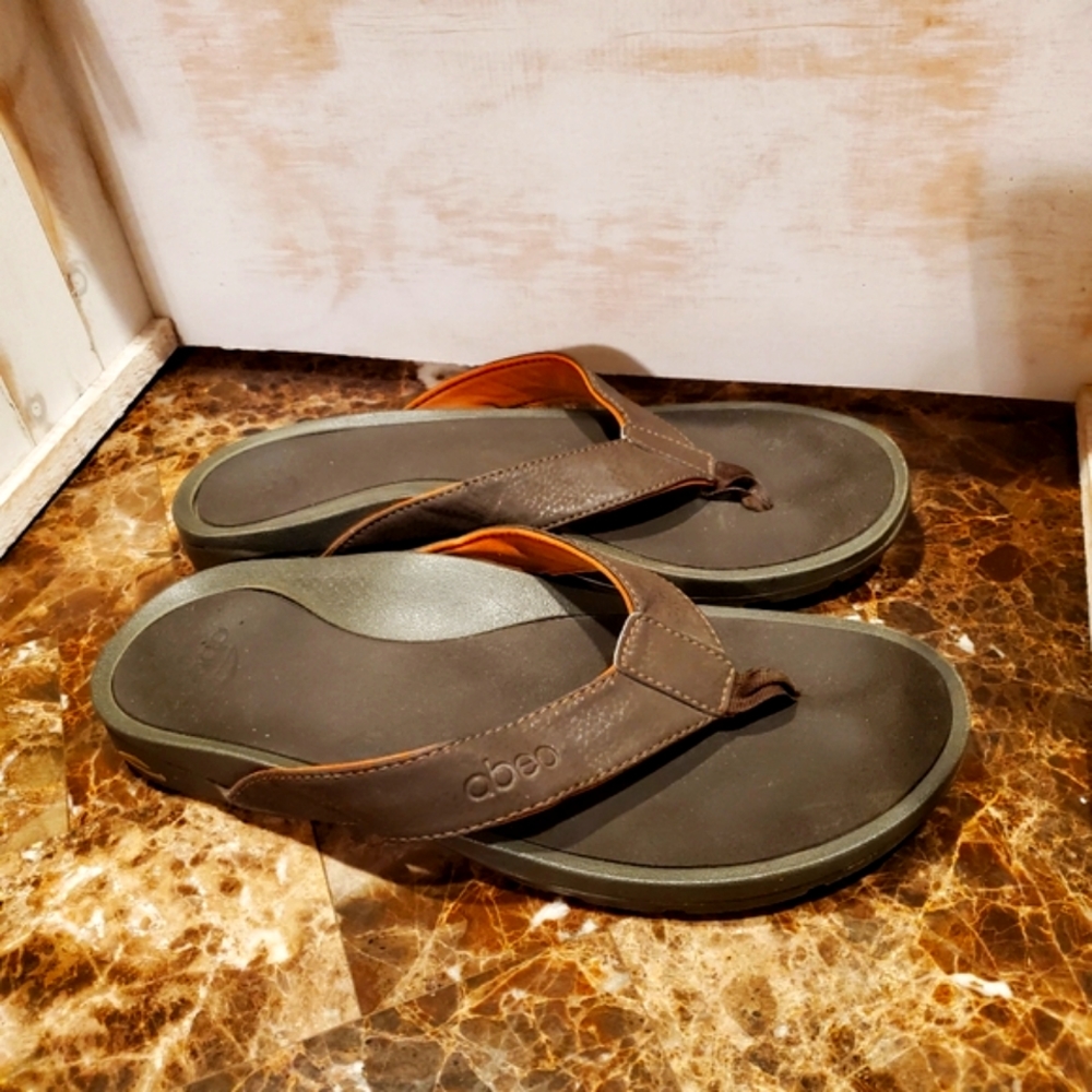 Abeo Sandals